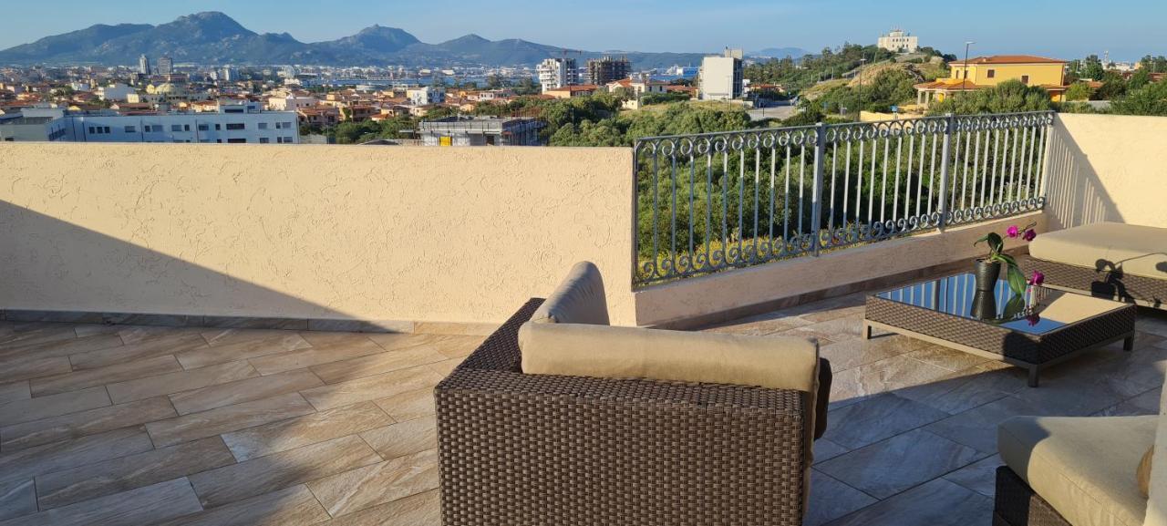 Suite Deluxe Olbia Which Wonderful View Экстерьер фото
